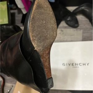 🖤🖤Baby it’s getting cold outside🖤🖤